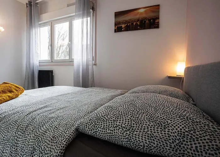 *Cosy Home 20\' Paris 25\' Disney - Free Wifi*