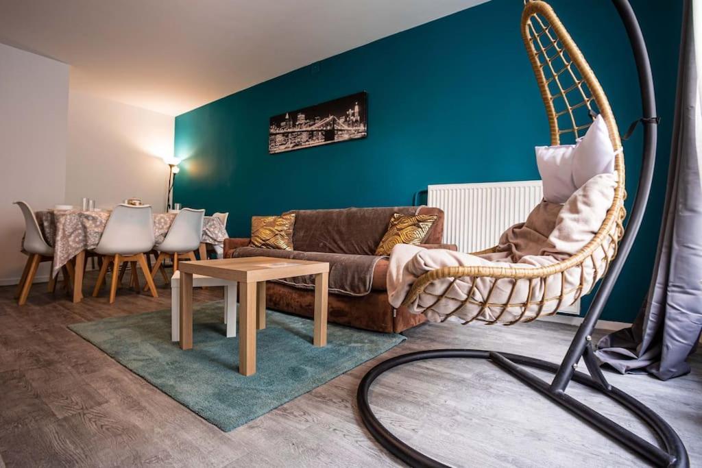 *cosy 20' Paris 25' - Free Wifi* Apartment *